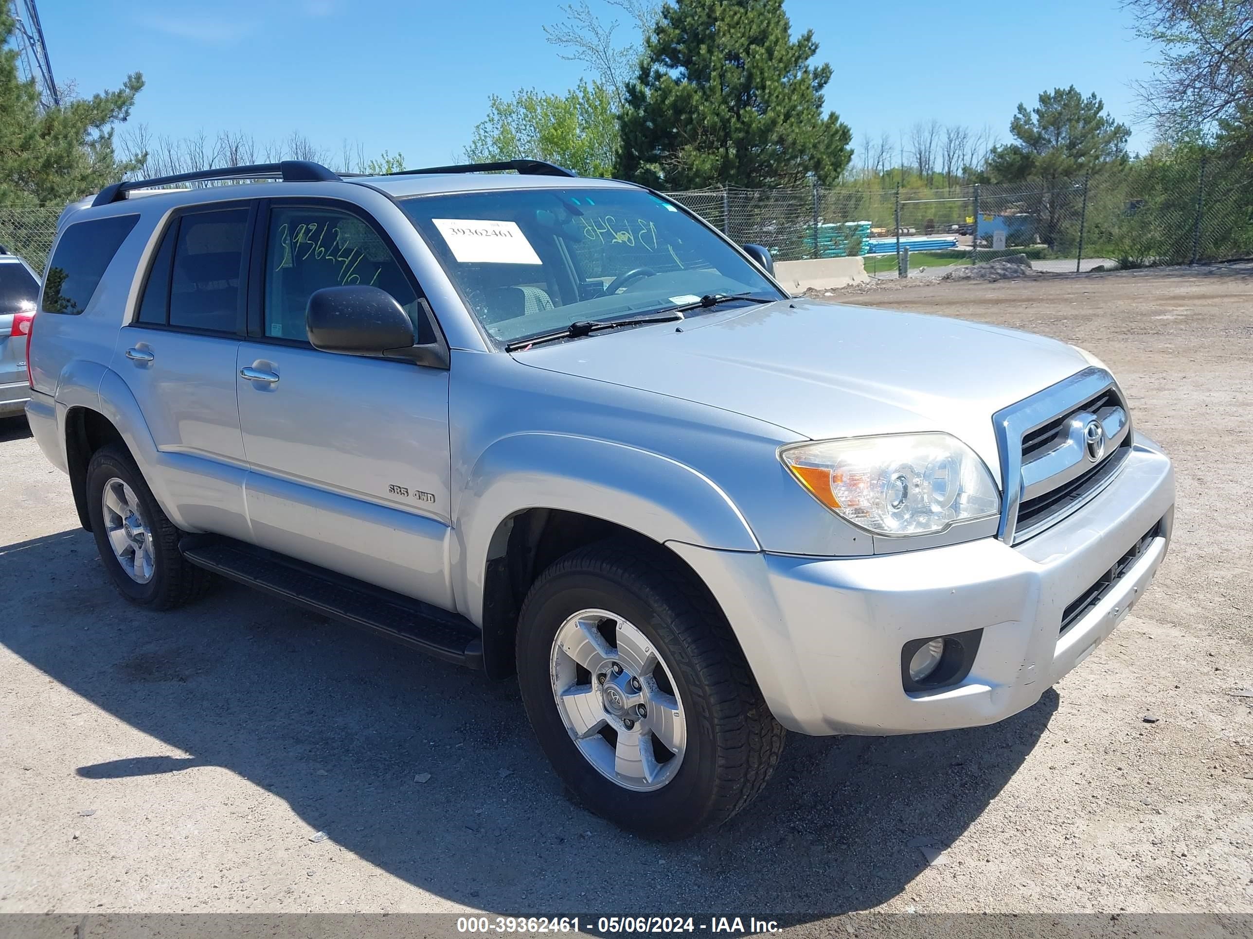 Photo 0 VIN: JTEBU14R978106207 - TOYOTA 4RUNNER 