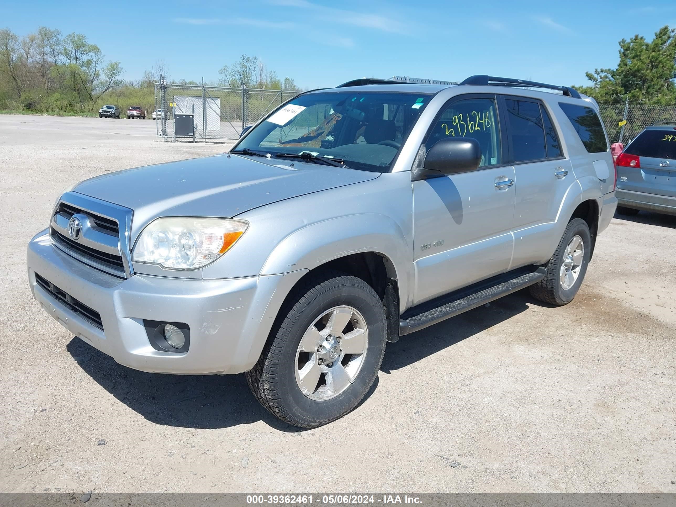 Photo 1 VIN: JTEBU14R978106207 - TOYOTA 4RUNNER 