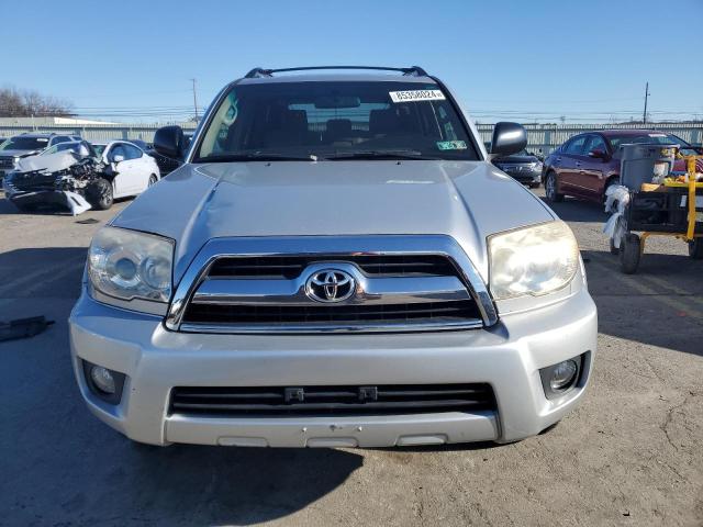 Photo 4 VIN: JTEBU14R980131995 - TOYOTA 4RUNNER SR 