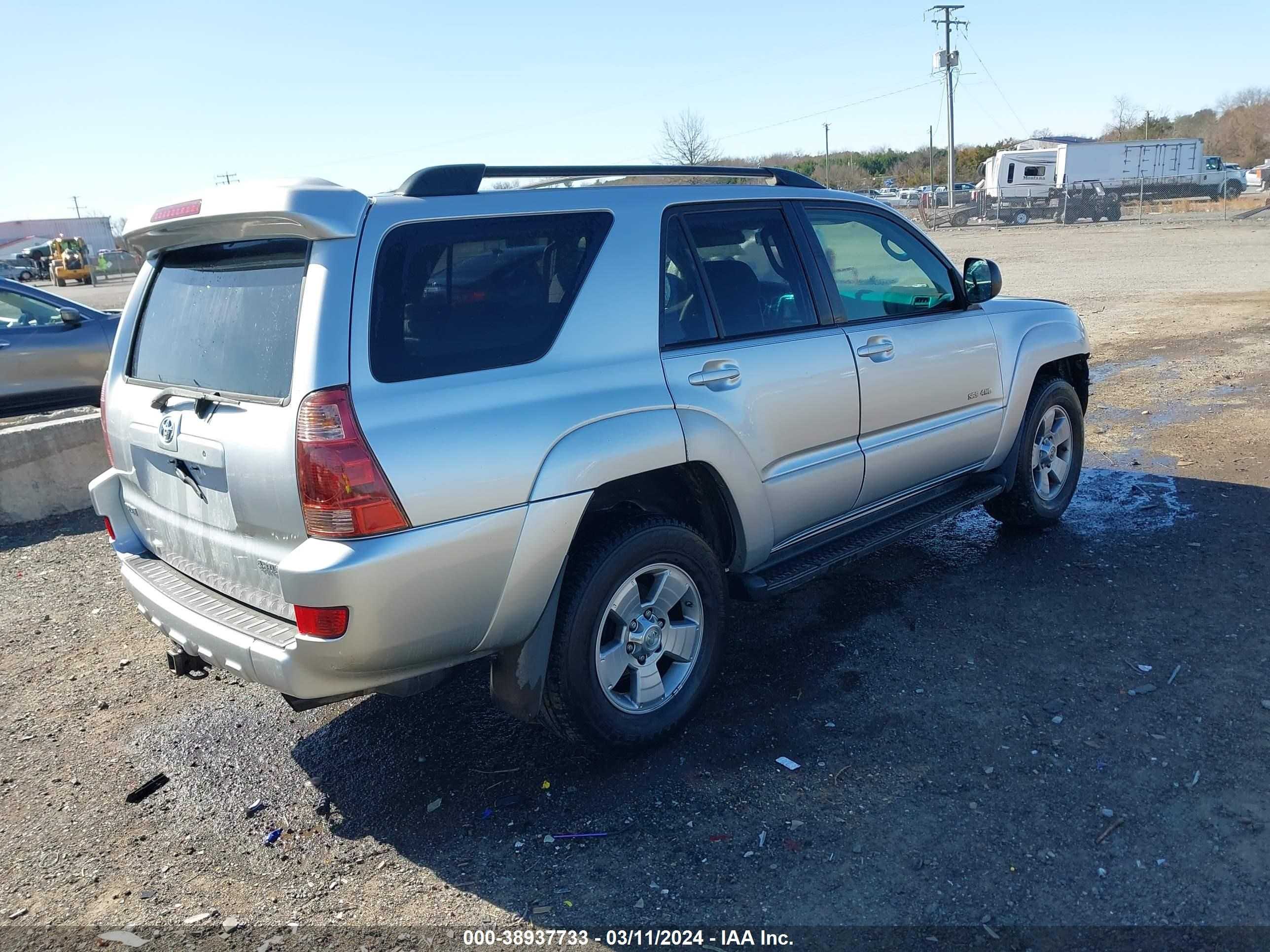 Photo 3 VIN: JTEBU14RX58051263 - TOYOTA 4RUNNER 