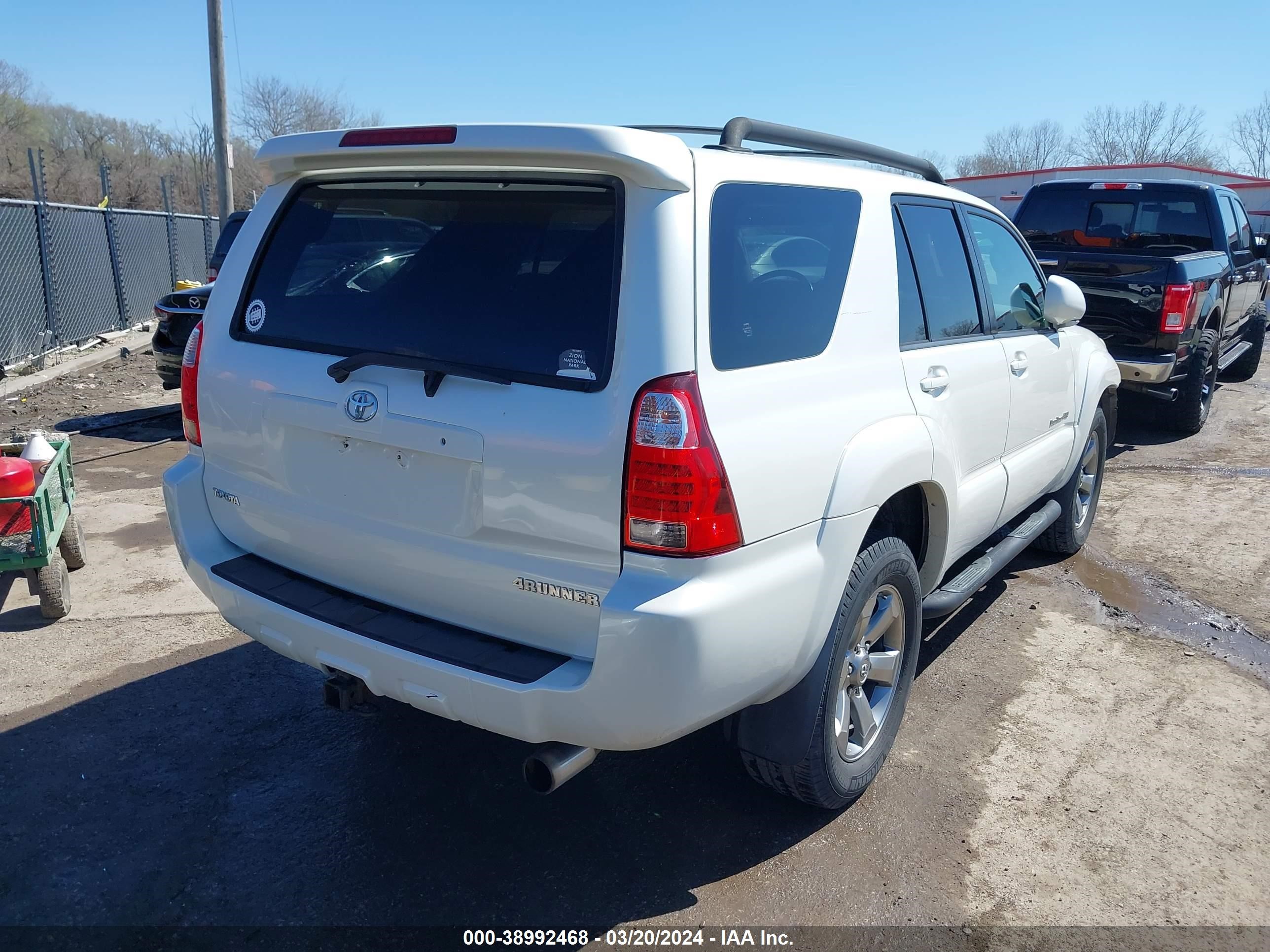 Photo 3 VIN: JTEBU14RX9K037288 - TOYOTA 4RUNNER 