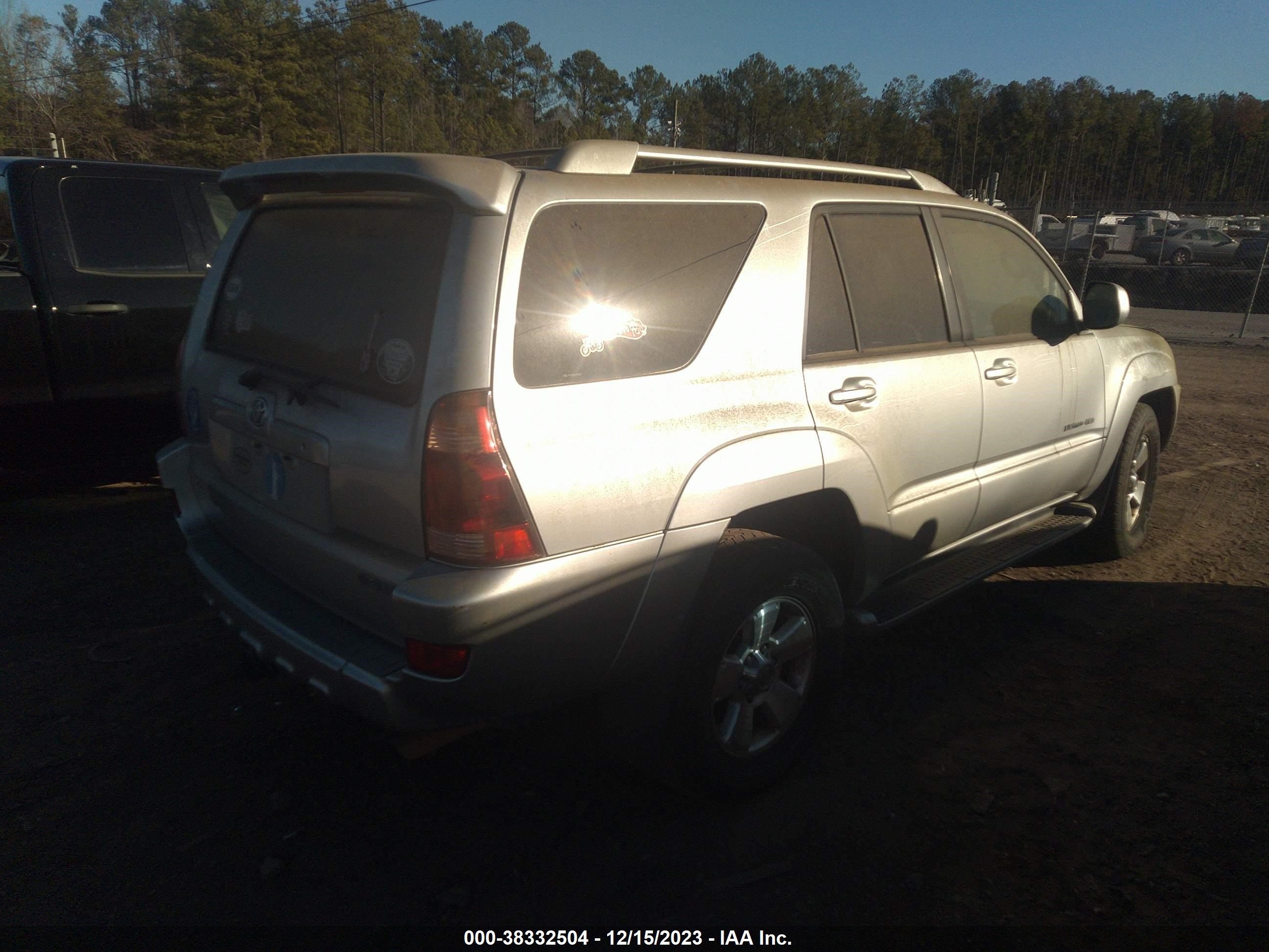 Photo 3 VIN: JTEBU17R038005949 - TOYOTA 4RUNNER 