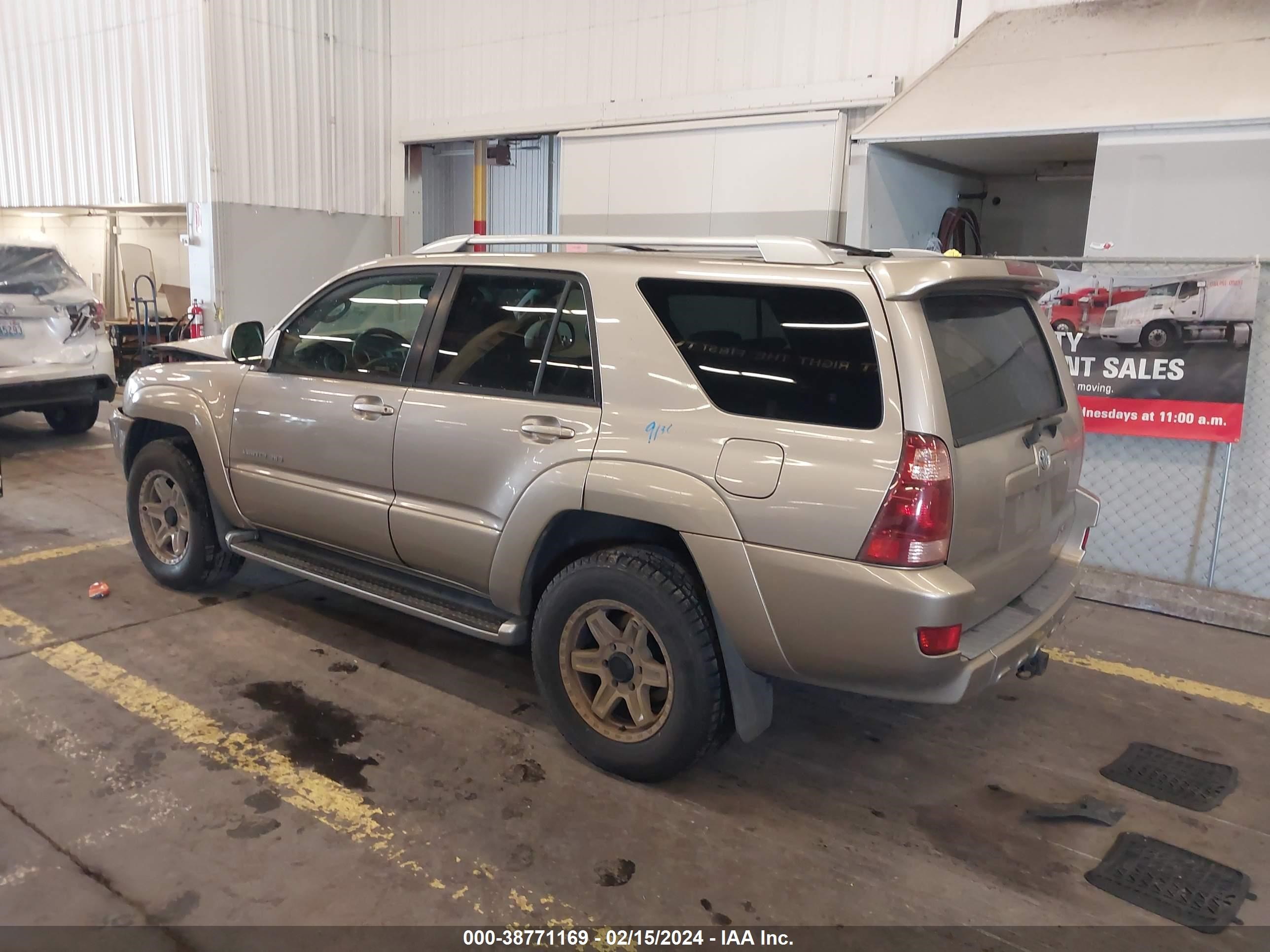 Photo 2 VIN: JTEBU17R340045376 - TOYOTA 4RUNNER 