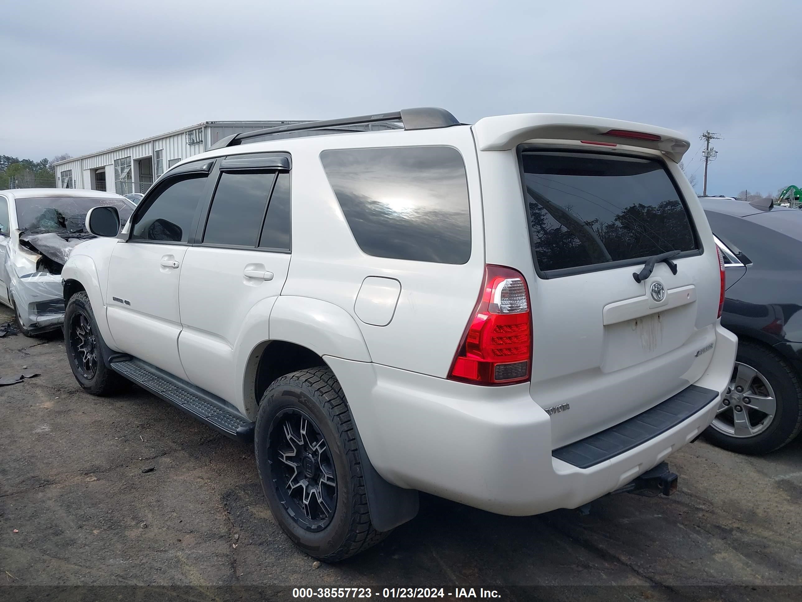 Photo 2 VIN: JTEBU17R378093952 - TOYOTA 4RUNNER 