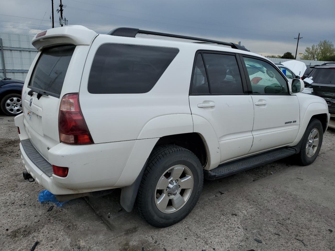 Photo 2 VIN: JTEBU17R458035958 - TOYOTA 4RUNNER 