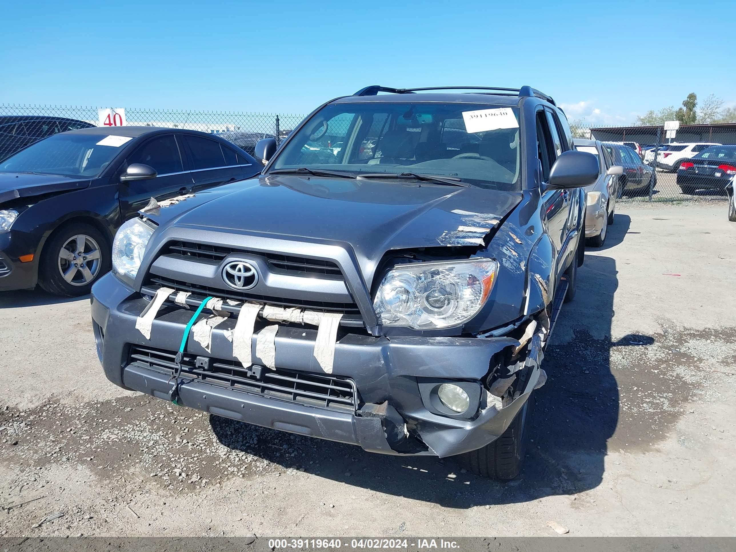 Photo 5 VIN: JTEBU17R560103099 - TOYOTA 4RUNNER 