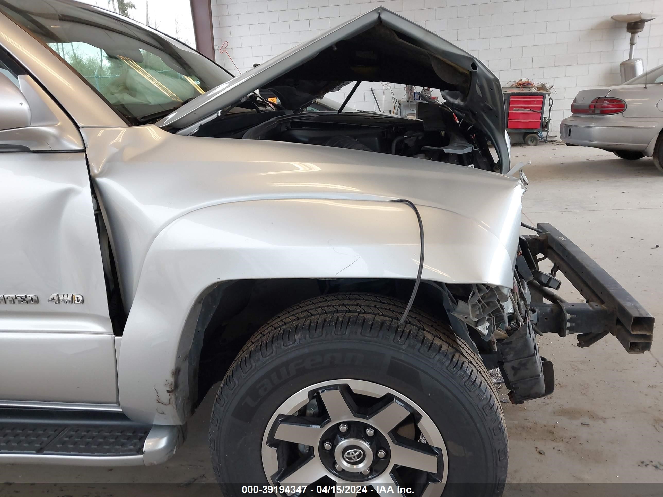 Photo 12 VIN: JTEBU17R740054002 - TOYOTA 4RUNNER 