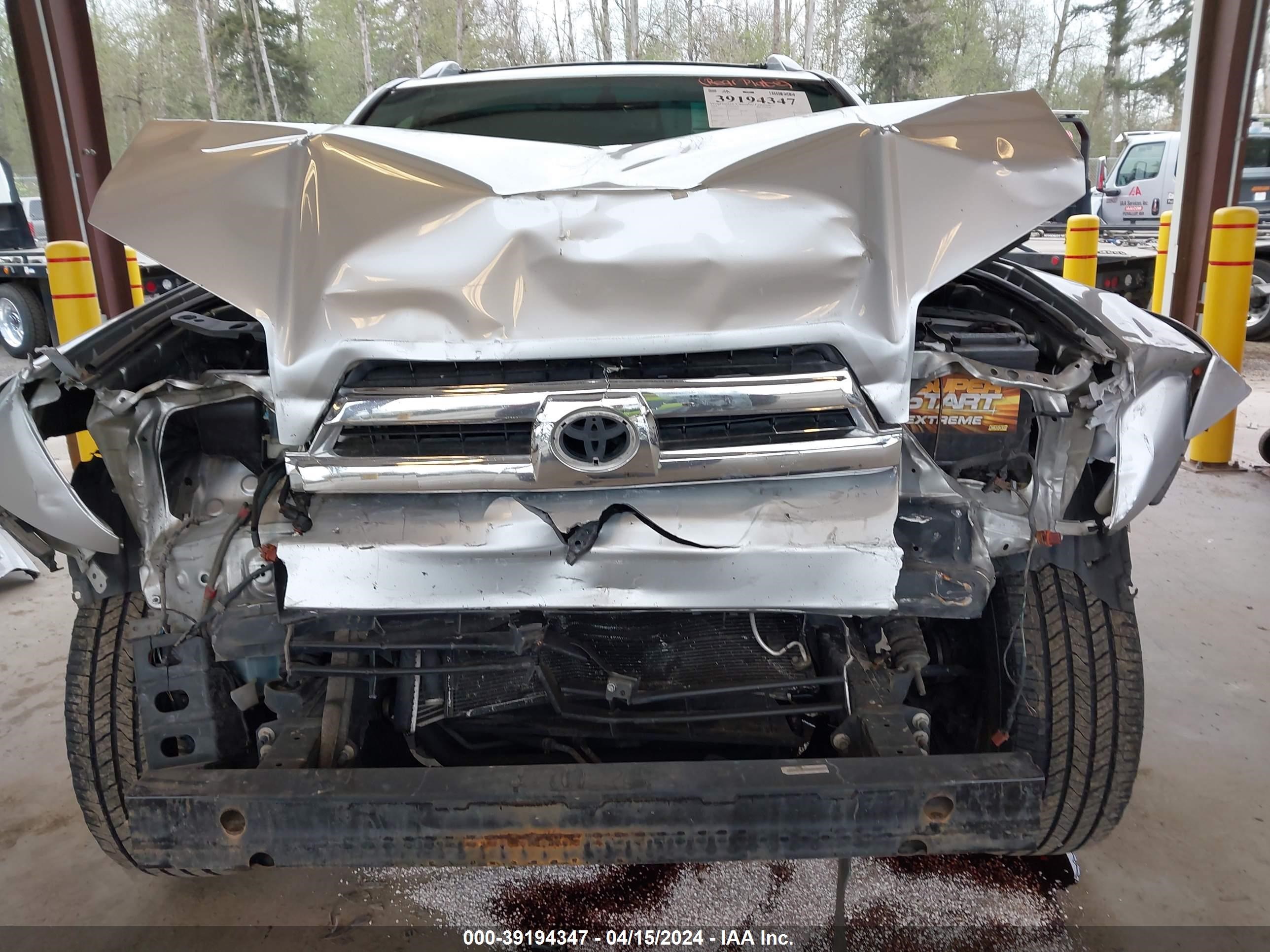 Photo 5 VIN: JTEBU17R740054002 - TOYOTA 4RUNNER 