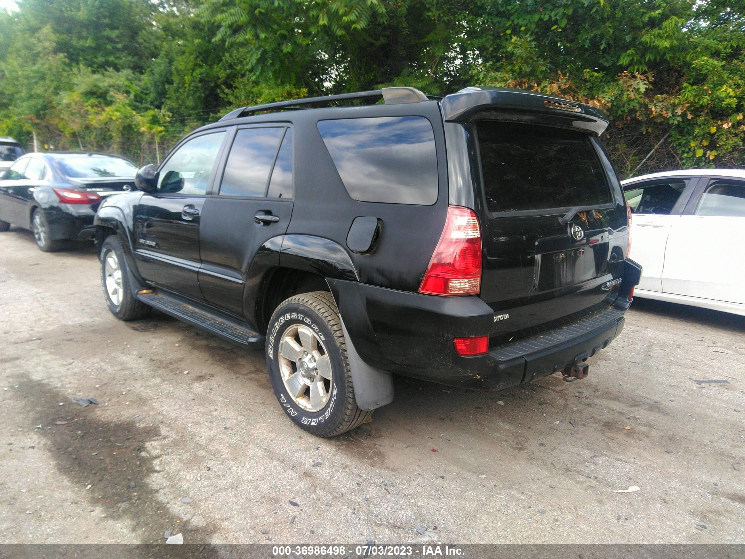 Photo 2 VIN: JTEBU17R758047828 - TOYOTA 4RUNNER 