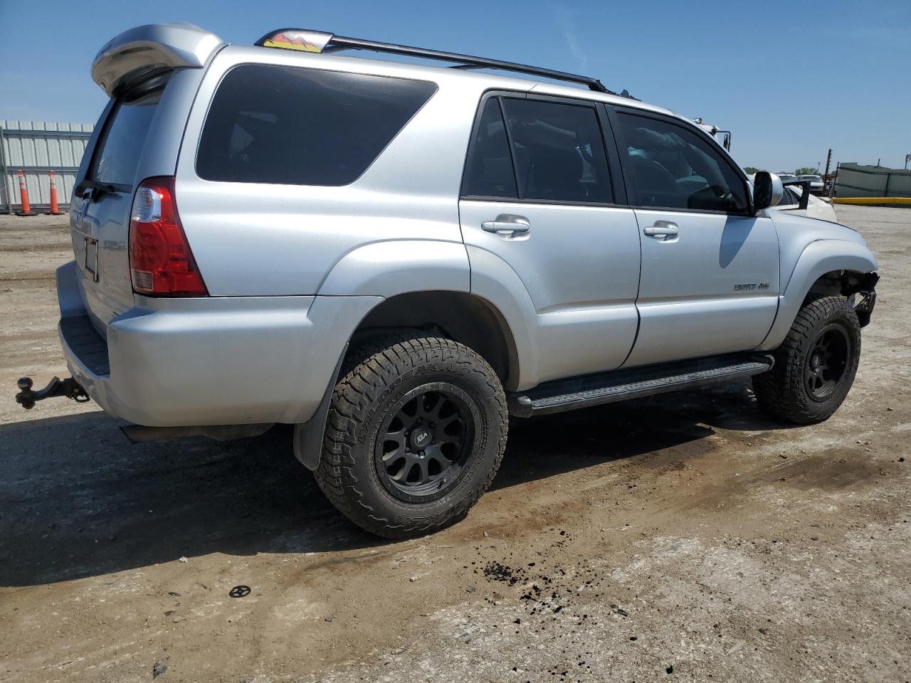 Photo 2 VIN: JTEBU17RX68053463 - TOYOTA 4RUNNER 