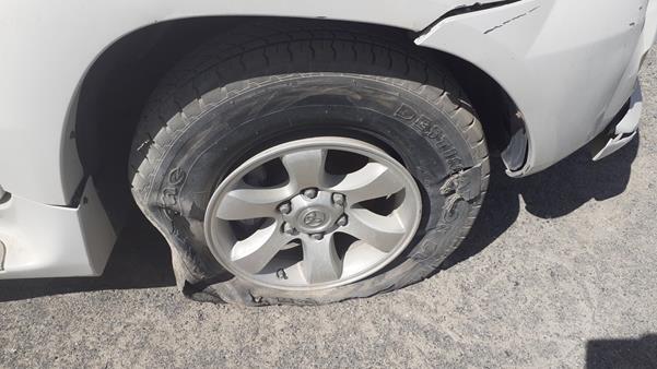 Photo 27 VIN: JTEBU25J185150008 - TOYOTA LAND CRUISER PRADO 