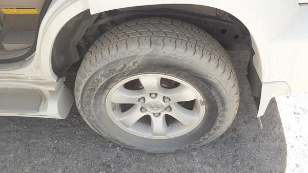 Photo 29 VIN: JTEBU25J185150008 - TOYOTA LAND CRUISER PRADO 