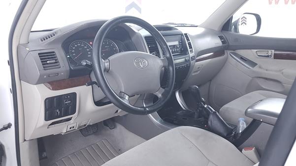 Photo 11 VIN: JTEBU25J685118915 - TOYOTA PRADO 