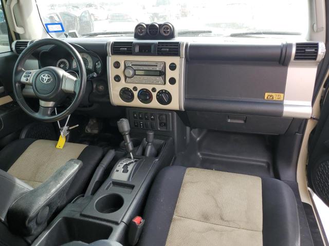 Photo 7 VIN: JTEBU4BF0AK077104 - TOYOTA FJ CRUISER 