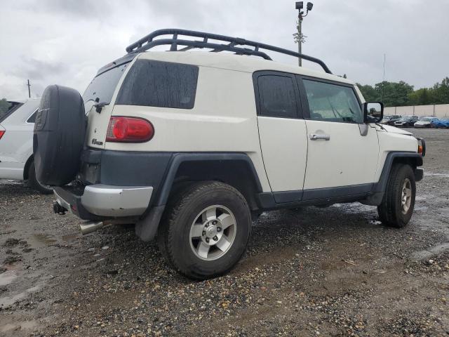 Photo 2 VIN: JTEBU4BF0AK083954 - TOYOTA FJ CRUISER 