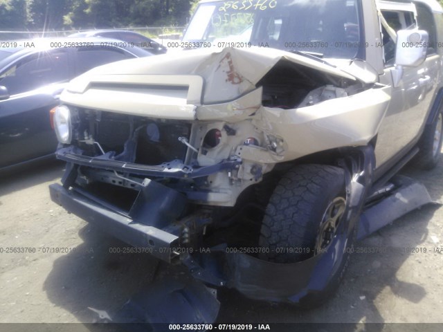 Photo 5 VIN: JTEBU4BF0BK100088 - TOYOTA FJ CRUISER 