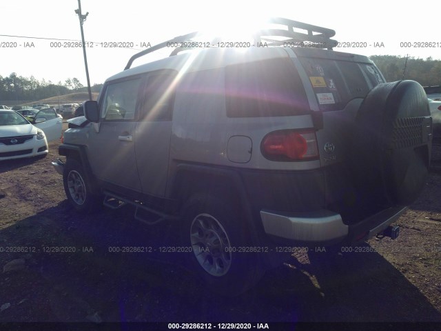 Photo 2 VIN: JTEBU4BF0BK104061 - TOYOTA FJ CRUISER 