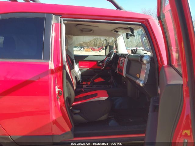 Photo 4 VIN: JTEBU4BF0CK142407 - TOYOTA FJ CRUISER 