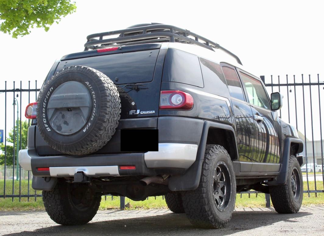 Photo 3 VIN: JTEBU4BF0CK145937 - TOYOTA FJ CRUISER 