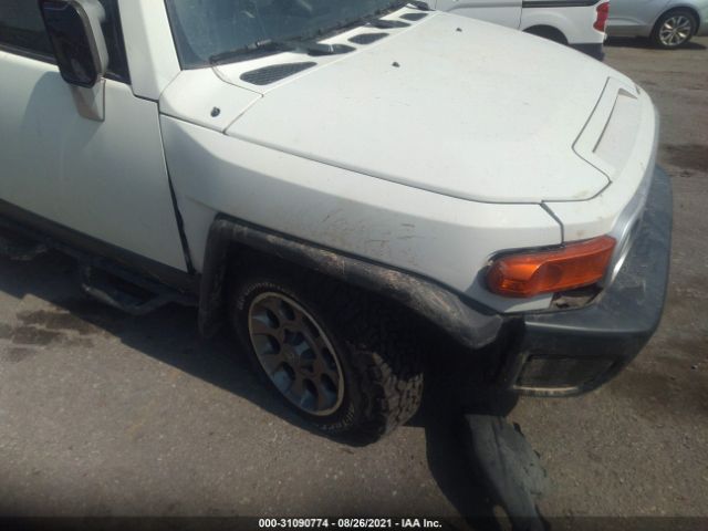 Photo 5 VIN: JTEBU4BF0DK153487 - TOYOTA FJ CRUISER 