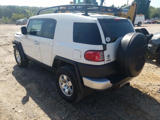 Photo 2 VIN: JTEBU4BF1AK094493 - TOYOTA FJ-CRUISER 