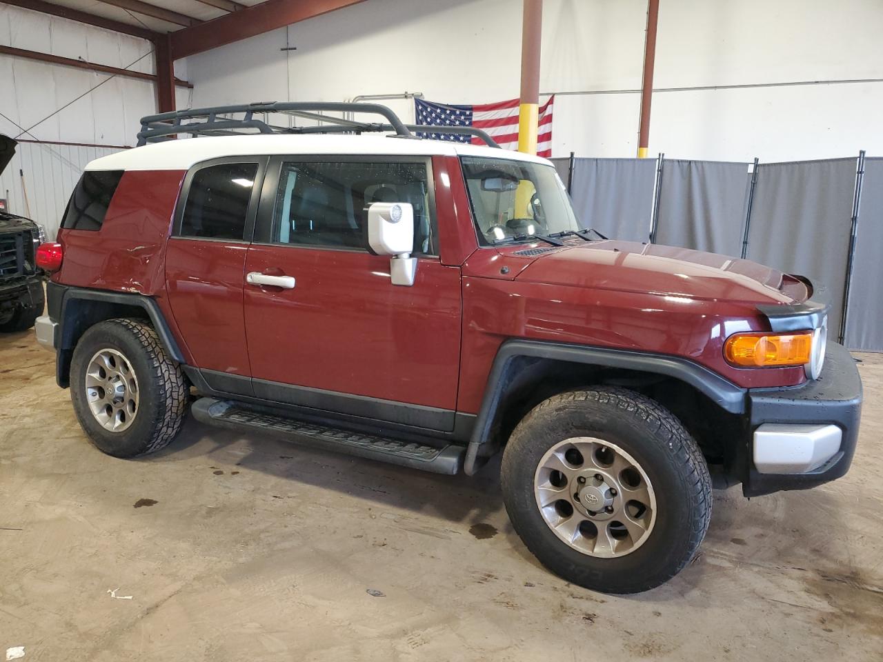 Photo 3 VIN: JTEBU4BF1BK101914 - TOYOTA FJ CRUISER 