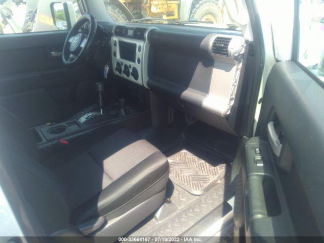 Photo 4 VIN: JTEBU4BF2AK072891 - TOYOTA FJ CRUISER 