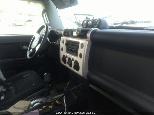 Photo 4 VIN: JTEBU4BF2AK073328 - TOYOTA FJ CRUISER 