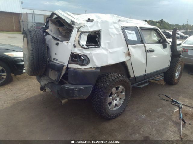 Photo 3 VIN: JTEBU4BF2AK077850 - TOYOTA FJ CRUISER 