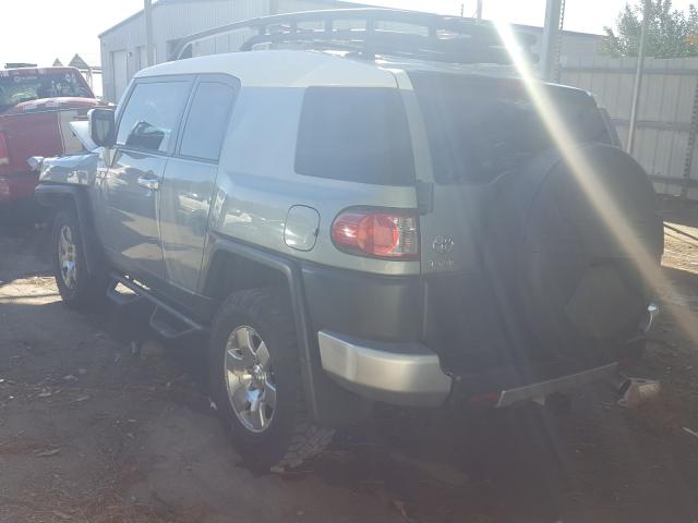 Photo 2 VIN: JTEBU4BF2AK079159 - TOYOTA FJ CRUISER 