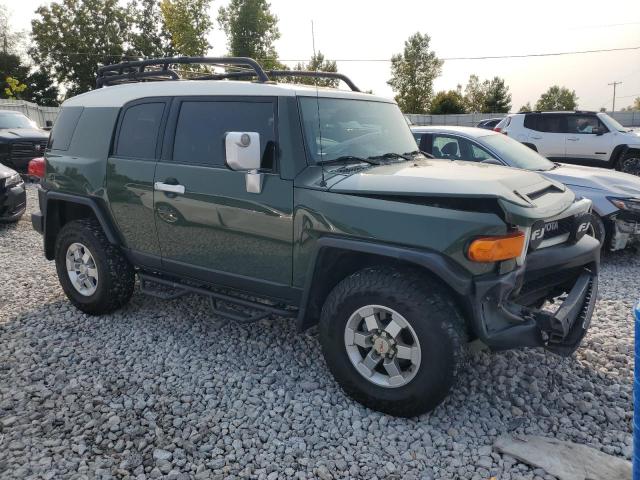 Photo 3 VIN: JTEBU4BF2AK084863 - TOYOTA FJ CRUISER 