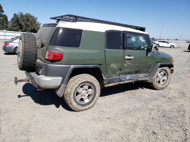 Photo 2 VIN: JTEBU4BF2AK092784 - TOYOTA FJ CRUISER 