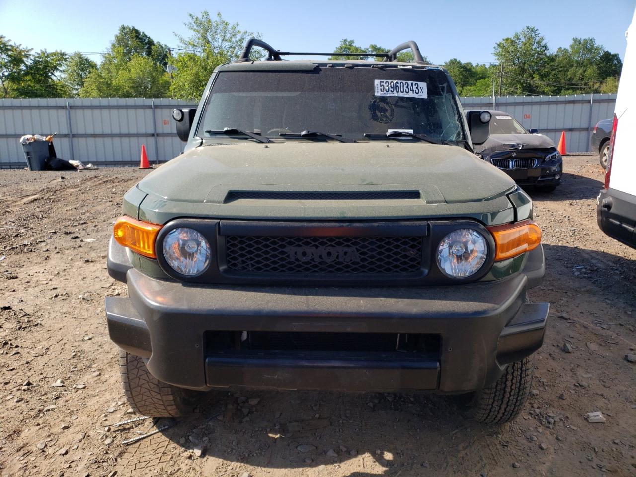 Photo 4 VIN: JTEBU4BF2BK105227 - TOYOTA FJ CRUISER 