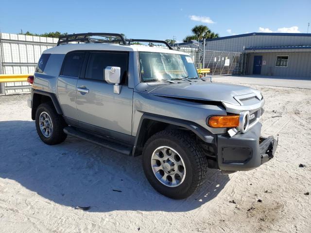 Photo 3 VIN: JTEBU4BF2CK127231 - TOYOTA FJ CRUISER 