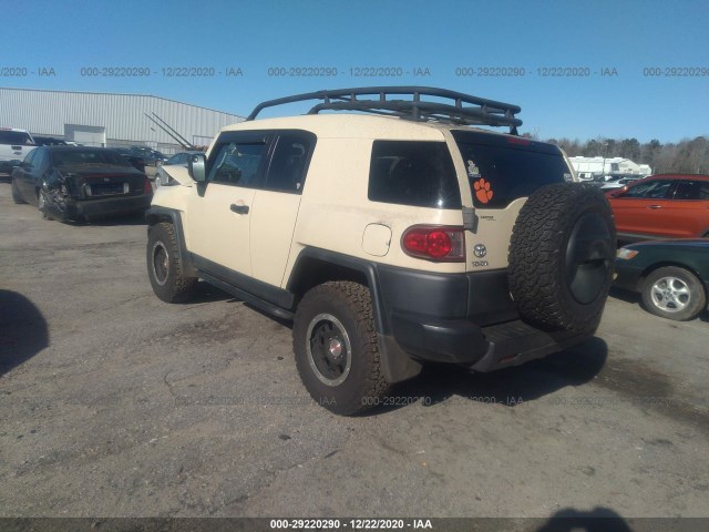 Photo 2 VIN: JTEBU4BF3AK073323 - TOYOTA FJ CRUISER 