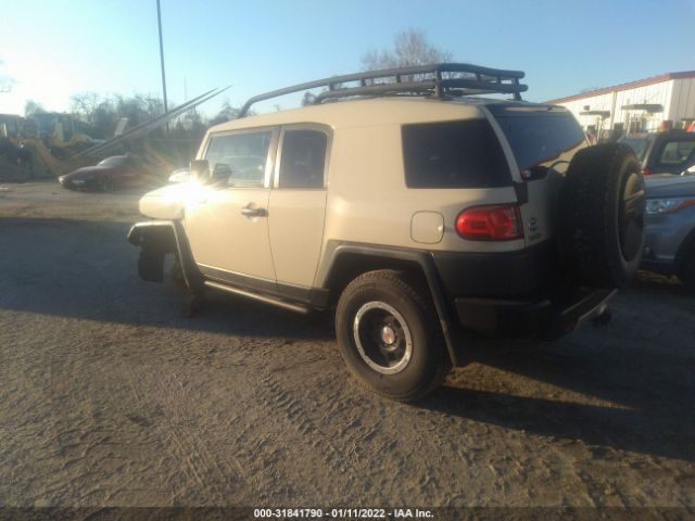 Photo 2 VIN: JTEBU4BF3AK093376 - TOYOTA FJ CRUISER 