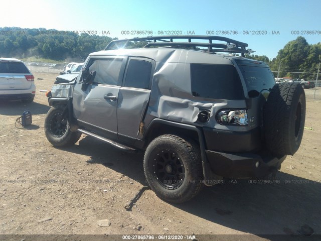 Photo 2 VIN: JTEBU4BF3DK165438 - TOYOTA FJ CRUISER 