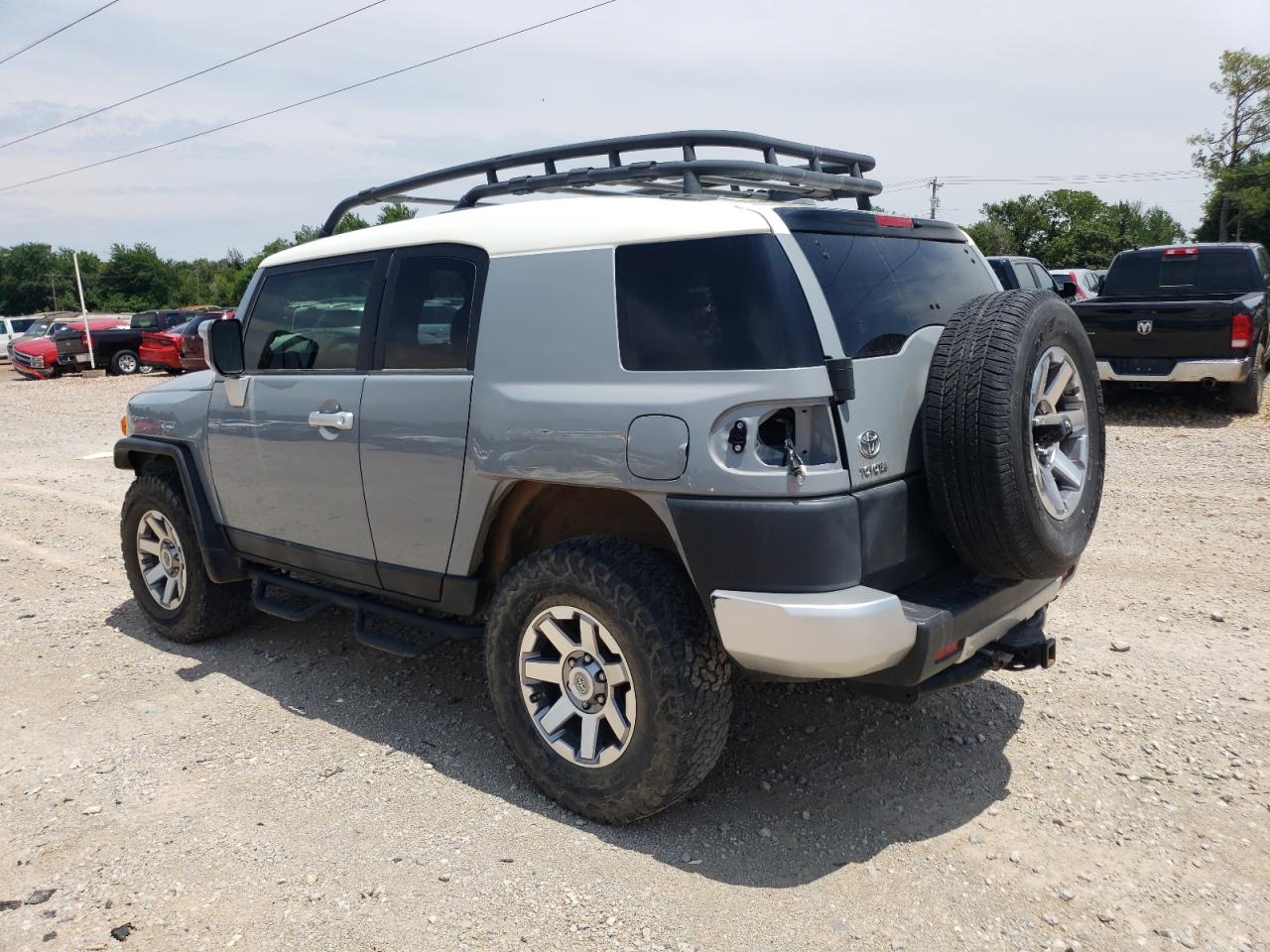 Photo 2 VIN: JTEBU4BF3EK203011 - TOYOTA FJ CRUISER 