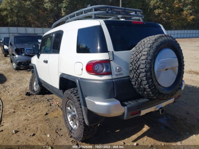 Photo 2 VIN: JTEBU4BF4DK165609 - TOYOTA FJ CRUISER 