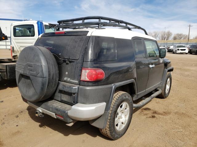 Photo 3 VIN: JTEBU4BF5AK070214 - TOYOTA FJ CRUISER 