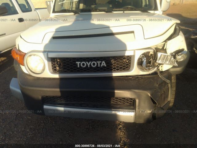 Photo 5 VIN: JTEBU4BF5AK078183 - TOYOTA FJ CRUISER 