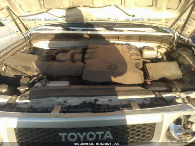 Photo 9 VIN: JTEBU4BF5AK078183 - TOYOTA FJ CRUISER 