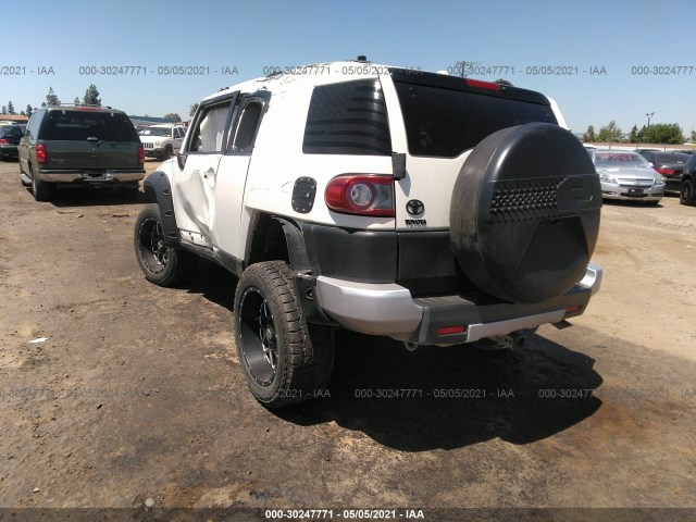 Photo 2 VIN: JTEBU4BF5DK166218 - TOYOTA FJ CRUISER 