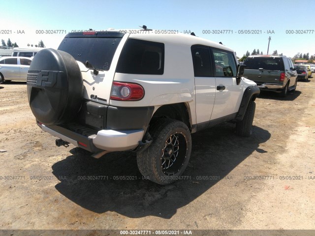 Photo 3 VIN: JTEBU4BF5DK166218 - TOYOTA FJ CRUISER 