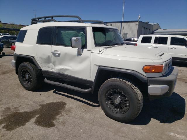 Photo 3 VIN: JTEBU4BF6AK072005 - TOYOTA FJ CRUISER 