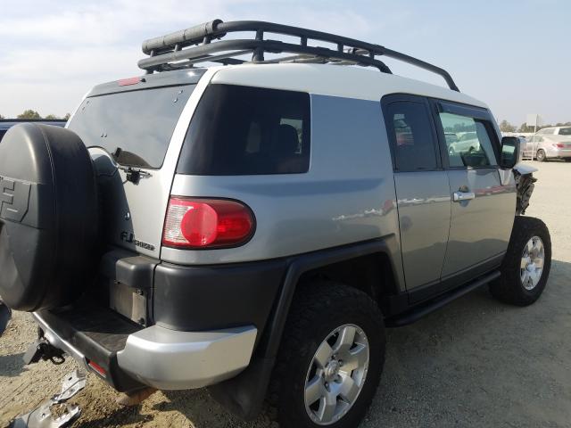 Photo 3 VIN: JTEBU4BF6AK090018 - TOYOTA FJ CRUISER 