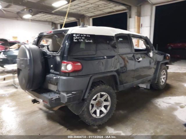 Photo 3 VIN: JTEBU4BF6EK175947 - TOYOTA FJ CRUISER 