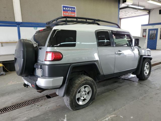 Photo 2 VIN: JTEBU4BF7AK091887 - TOYOTA FJ CRUISER 