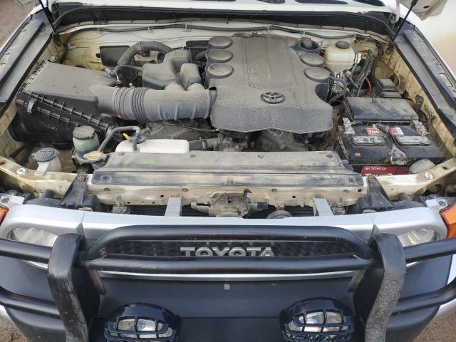 Photo 11 VIN: JTEBU4BF7AK093462 - TOYOTA FJ CRUISER 