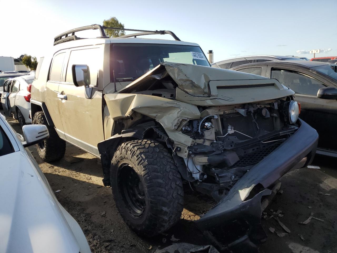 Photo 3 VIN: JTEBU4BF7EK181644 - TOYOTA FJ CRUISER 